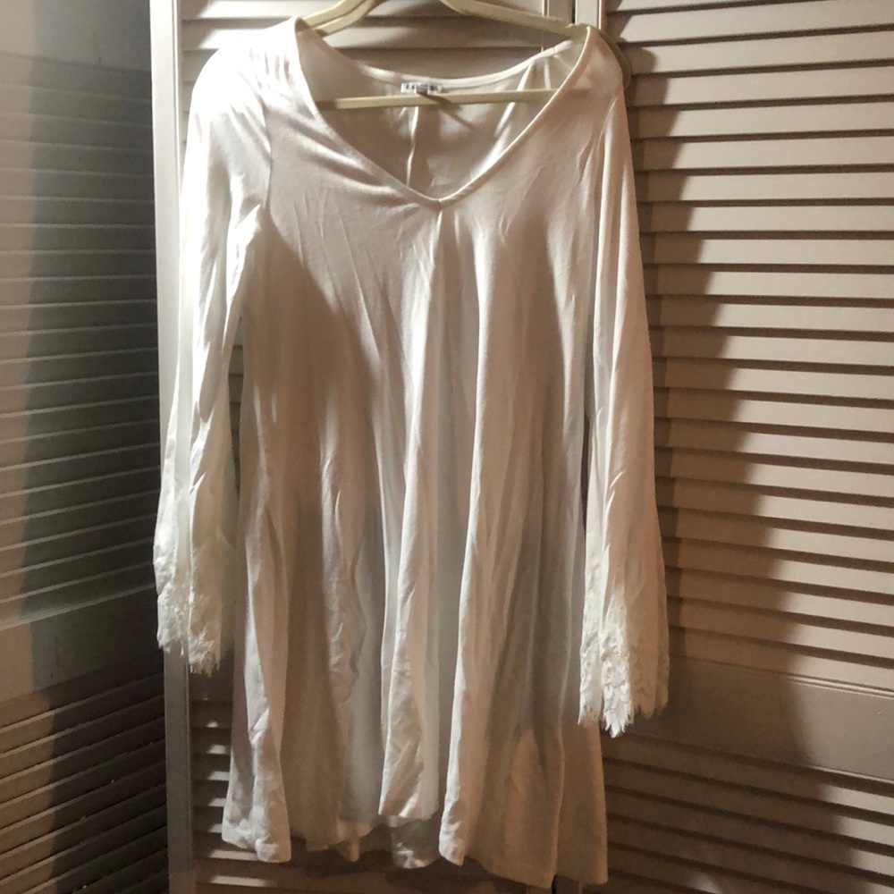 Express v neck lace dress